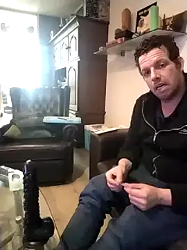 Knuffelstaaf123 online show from March 3, 2025, 10:06 am