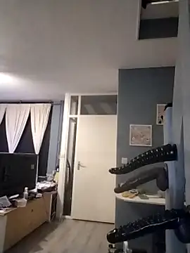 Knuffelstaaf123 online show from March 19, 2025, 3:52 am