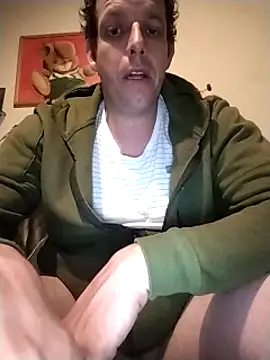 Knuffelstaaf123 online show from March 20, 2025, 8:51 pm