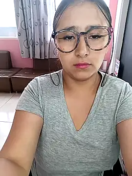 Cute Penelope online show from February 4, 2025, 12:11 pm