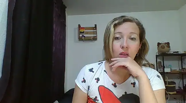 charlott ponce online show from January 21, 2025, 12:36 am