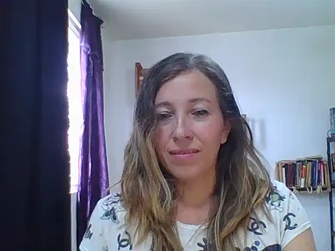 charlott ponce online show from September 19, 2025, 6:52 pm