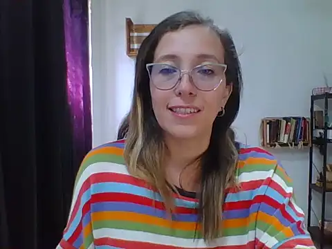 charlott ponce online show from November 3, 2025, 7:59 pm