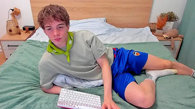 Fandi 777 online show from November 30, 2025, 12:42 pm