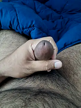 bobyyboyy1 online show from October 19, 2025, 5:30 am