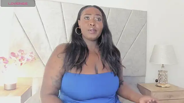 emilyrojas online show from February 28, 2025, 12:31 pm