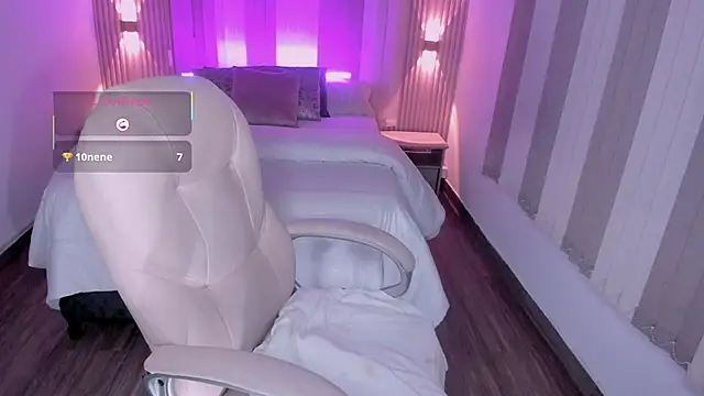 viiolet thomas online show from March 21, 2025, 1:02 am