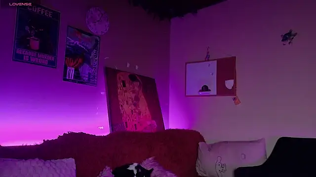 maryberry   online show from November 11, 2025, 5:07 am