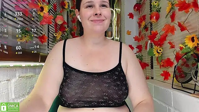Snapshot of Candys_booty chatting on October 7, 2025, 10:29 pm Candys booty online show from October 7, 2025, 10:29 pm