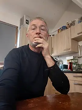 60philippe online show from October 5, 2025, 10:02 am