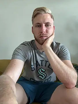 HotIceman2407 online show from August 6, 2026, 11:23 am