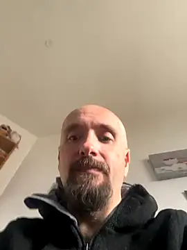 branleurbidu90 online show from December 16, 2025, 9:25 am