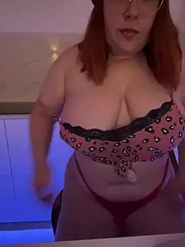 Naughty luffyy online show from March 5, 2025, 12:27 am