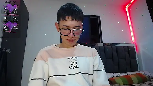 Mr daren  online show from February 12, 2025, 5:37 pm