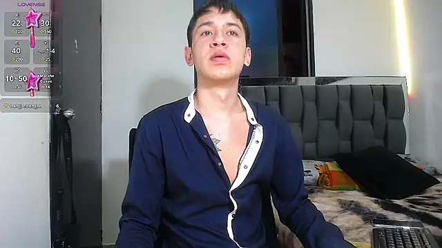 Mr daren  online show from March 21, 2025, 7:02 pm