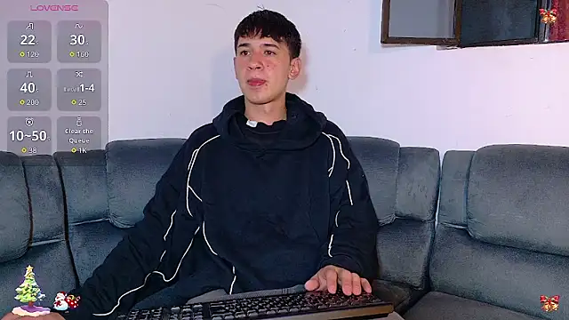 Snapshot of Mr_daren_ chatting on December 22, 2025, 11:35 pm Mr daren online show from December 22, 2025, 11:35 pm