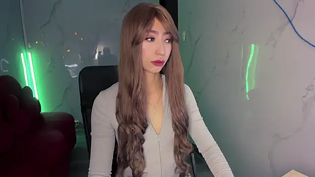 Snapshot of LilithCooperr_ chatting on May 20, 2026, 3:34 am LilithCooperr online show from May 20, 2026, 3:34 am