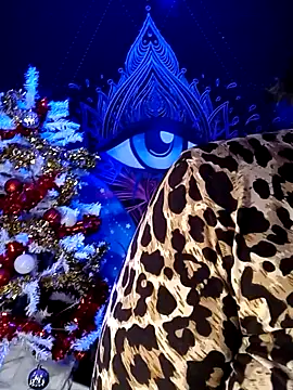 Snapshot of AmazonianMistress chatting on December 8, 2024, 2:28 am AmazonianMistress online show from December 8, 2024, 2:28 am