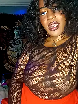 Snapshot of AmazonianMistress chatting on December 16, 2024, 8:58 pm AmazonianMistress online show from December 16, 2024, 8:58 pm