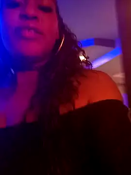 Snapshot of AmazonianMistress chatting on March 17, 2025, 1:14 am AmazonianMistress online show from March 17, 2025, 1:14 am