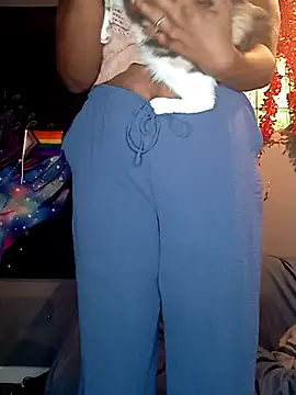 Snapshot of AmazonianMistress chatting on September 22, 2025, 4:20 pm AmazonianMistress online show from September 22, 2025, 4:20 pm