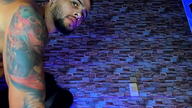 Snapshot of Seth_Owner chatting on February 3, 2025, 1:30 pm Seth Owner online show from February 3, 2025, 1:30 pm