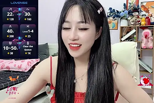  LLisa  online show from December 16, 2024, 8:05 pm