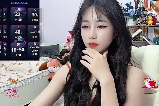  LLisa  online show from January 7, 2025, 10:19 pm