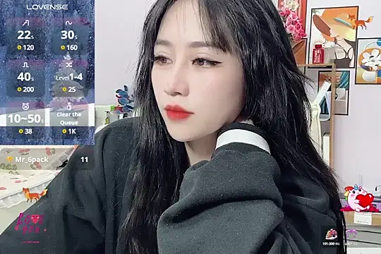  LLisa  online show from February 10, 2025, 5:30 pm