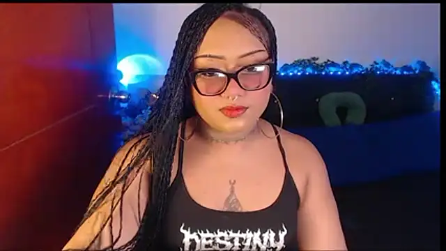 Snapshot of LiaScarlett chatting on June 5, 2026, 10:54 am LiaScarlett online show from June 5, 2026, 10:54 am