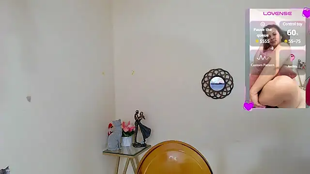 sofia valeriaa online show from February 11, 2025, 12:49 am