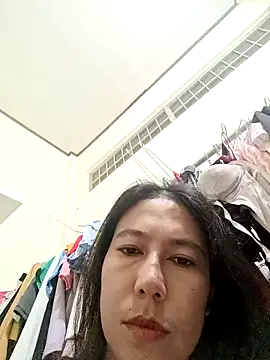 2HotAsain4u online show from December 21, 2025, 10:28 pm