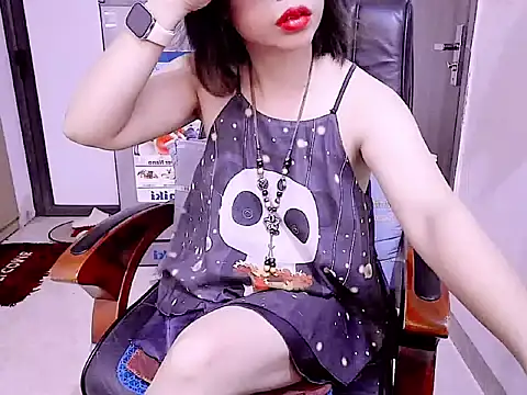 Miu-Le online show from April 14, 2026, 4:02 pm