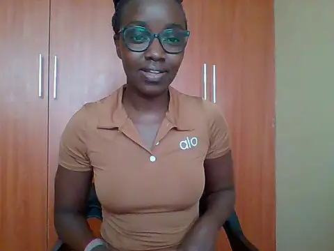 sexy darleen23 online show from April 11, 2026, 9:02 am