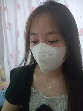 Kajisu 26 online show from April 3, 2026, 1:36 am