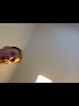 sLav369 online show from February 6, 2026, 3:48 pm