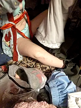  Kitti  online show from January 17, 2025, 5:30 pm