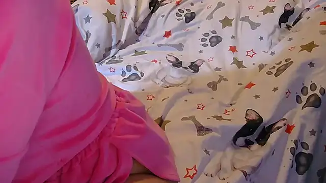  Kitti  online show from October 8, 2025, 5:32 pm