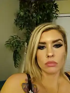 ellieconradxo online show from December 13, 2024, 8:09 am