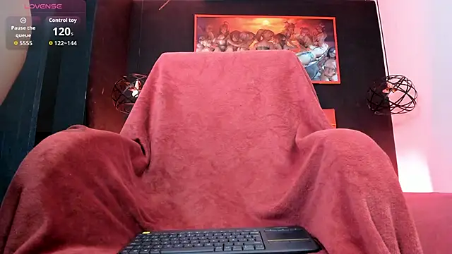 Snapshot of Megan_wolf1_ chatting on October 10, 2025, 3:27 am Megan wolf1  online show from October 10, 2025, 3:27 am