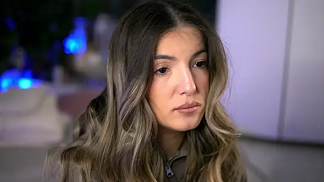 KellyMathews online show from March 1, 2026, 2:57 am