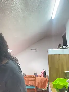 rafamarianoofc online show from March 15, 2025, 1:51 pm