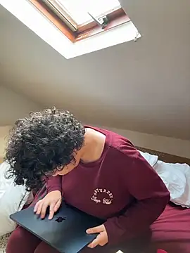 rafamarianoofc online show from February 3, 2026, 9:58 am