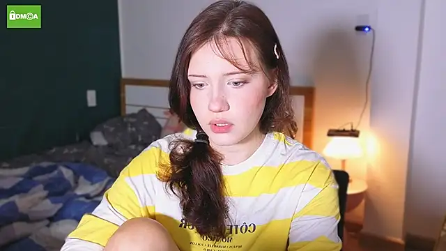 HanahCute online show from September 24, 2025, 7:28 pm