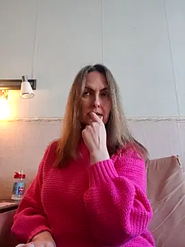 Evelina cute online show from February 3, 2026, 11:37 am