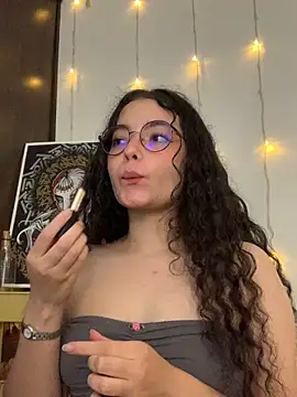 Antoniart  online show from February 5, 2025, 5:09 am