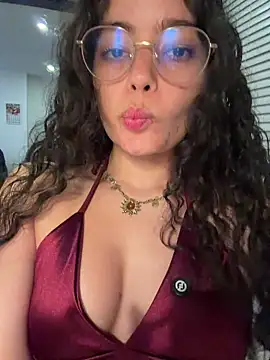 Snapshot of Antoniart_ chatting on May 15, 2026, 5:25 am Antoniart online show from May 15, 2026, 5:25 am