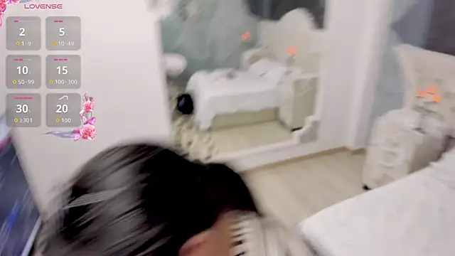 Snapshot of AmberGreyy_ chatting on October 10, 2025, 5:23 pm AmberGreyy online show from October 10, 2025, 5:23 pm