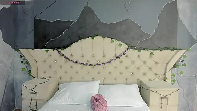 Snapshot of AmberGreyy_ chatting on November 3, 2025, 6:09 pm AmberGreyy online show from November 3, 2025, 6:09 pm