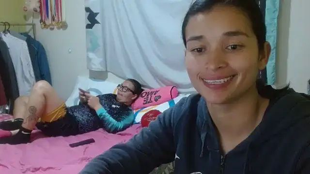 clayre and jill online show from September 16, 2025, 3:18 am